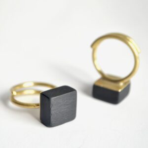 Anello Cube ottone e ardesia